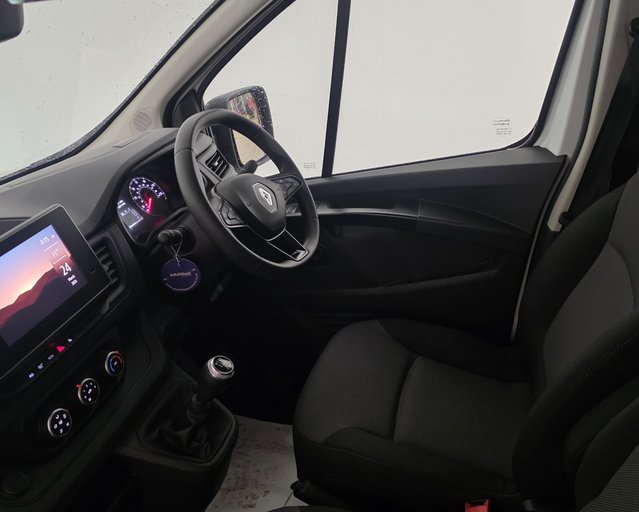 Renault Trafic Renault Trafic LWB Diesel LL30 Blue dCi 130 Advance Van