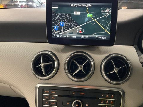 Mercedes-Benz A Class 1.6 A180 Sport 7G-DCT Euro 6 (s/s) 5dr 9