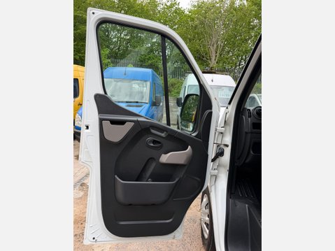 Renault Master 2.3 dCi 35 Panel Van 5dr Diesel Manual FWD LWB Medium Roof Euro 4 (100 ps) 48
