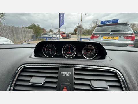 Volkswagen Scirocco 2.0 TDI BlueMotion Tech R-Line Euro 6 (s/s) 3dr 24