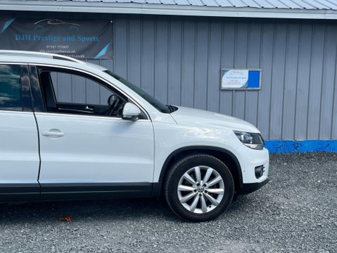 Volkswagen Tiguan 2.0 TDI BlueMotion Tech Match 2WD Euro 5 (s/s) 5dr 23