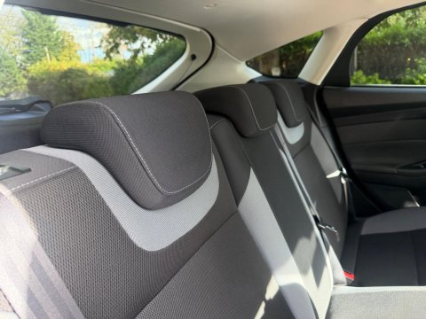 Ford Focus 1.6 Zetec Euro 5 5dr 19