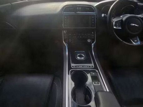 Jaguar XE 2.0d R-Sport Saloon 4dr Diesel Auto Euro 6 (s/s) (180 ps) 4