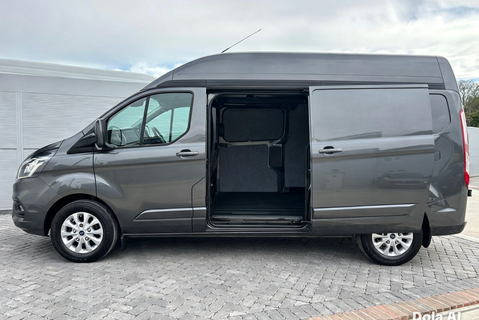 Ford Transit Custom 300 L2 H2 Limited 130 ps Panel Van 11
