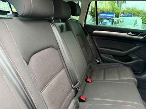 Volkswagen Passat 2.0 TDI BlueMotion Tech SE Business Euro 6 (s/s) 5dr 36