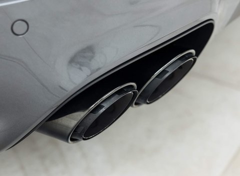 Porsche Cayenne GTS Coupé 32