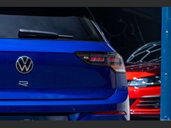 Volkswagen Golf 2.0 Golf R TSi 4Motion Semi-Auto 4WD 5dr 25