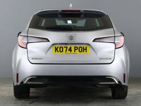 Suzuki Swace MOTION 8