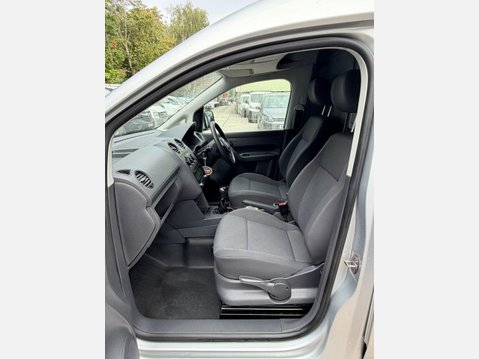Volkswagen Caddy Maxi 1.6 TDi C20 Maxi Trendline Panel Van 5dr Diesel Manual FWD (152 g/km, 101 b 34