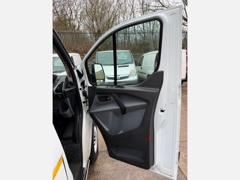 Ford Transit Custom 2.0 TDCi 290 L2 H2 5dr 25