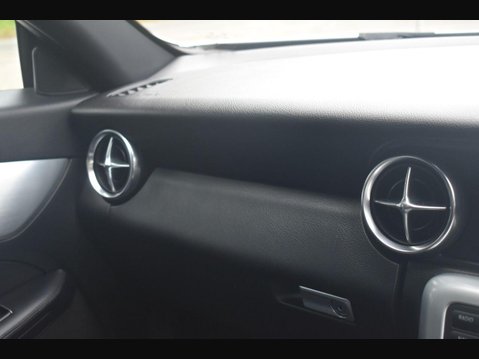 Mercedes-Benz SLK 2.1 SLK250 CDI AMG Sport Convertible 2dr Diesel G-Tronic+ Euro 5 (s/s) (204 14