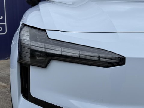 Volvo Ex30 Single Motor Extended Range 69kWh Ultra SUV 5dr Electric Auto (272 ps) 12