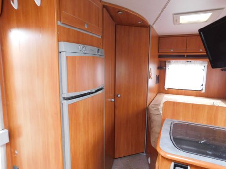 Dethleffs Advantage Globetrotter Elegance 5 Berth A Class Motorhome 15