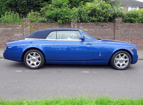 Rolls-Royce Phantom Drophead Coupe 10