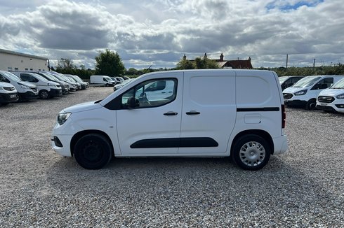 Vauxhall Combo SWB L1H1 Low Roof Sportive 2000 Air Con Sensors EURO 6 NO VAT