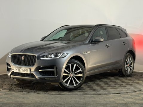Jaguar F-Pace R-SPORT AWD 3