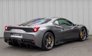 Ferrari 458 Speciale 7