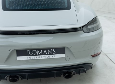 Porsche 718 Cayman GTS 4.0 26