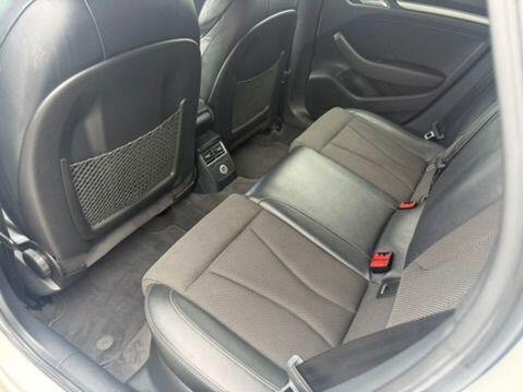 Audi A3 1.0 TFSI 30 Black Edition Sportback Euro 6 (s/s) 5dr 12