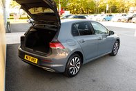 Volkswagen Golf ACTIVE TSI 38