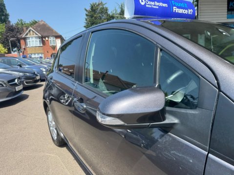 Toyota Yaris 1.33 Dual VVT-i TR Euro 5 5dr 13