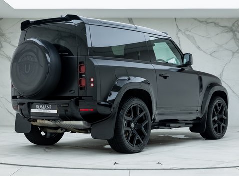Land Rover Defender 90 D250 X-Dynamic SE URBAN 3