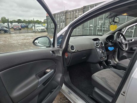 Vauxhall Corsa 1.4 16V SE Hatchback 5dr Petrol Auto Euro 5 (100 ps) 19