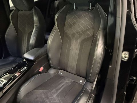 Peugeot 2008 1.2 2008 GT Premium PureTech S/S Auto 5dr 33