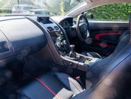 Aston Martin Vantage S V12 Manual 9