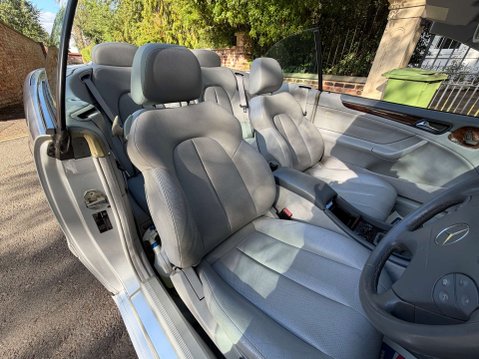 Mercedes-Benz CLK 2.0 CLK200 Kompressor Elegance Cabriolet 2dr Petrol Manual (233 g/km, 163 b 25