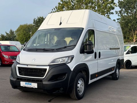Peugeot Boxer 2.2 BlueHDi 435 Professional Premium + Panel Van 5dr Diesel Manual L4 H3 Eu 26