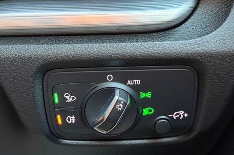 Audi A3 SPORTBACK E-TRON - APPLE CARPLAY -£20 ROAD TAX 43