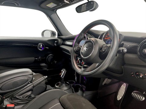 Mini Hatch 2.0 Cooper S Sport Hatchback 3dr Petrol Steptronic Euro 6 (s/s) (192 ps) Bl 12