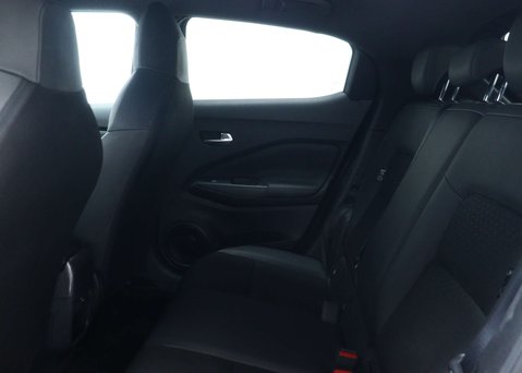 Nissan Juke 1.6 N-Connecta SUV 5dr Petrol Hybrid Auto Euro 6 (143 ps) 48