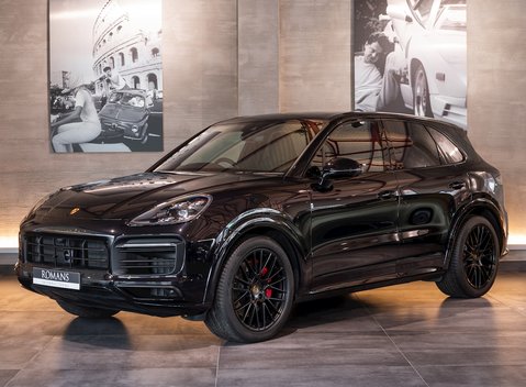 Porsche Cayenne GTS 4