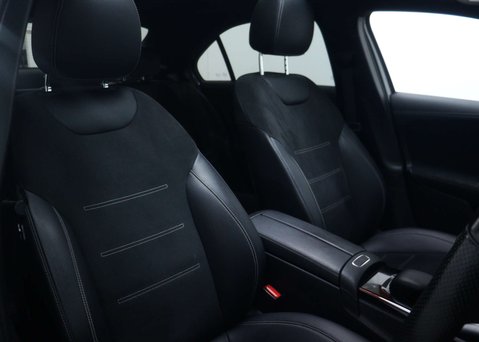 Mercedes-Benz A Class 1.3 A250e 15.6kWh AMG Line Edition (Premium Plus) Saloon 4dr Petrol Plug-in 46