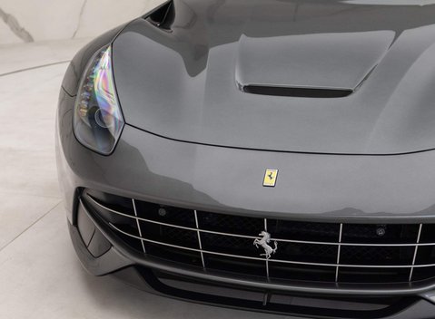 Ferrari F12 Berlinetta 22