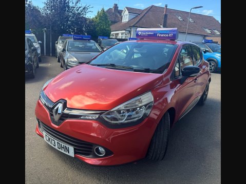 Renault Clio 0.9 TCe Dynamique MediaNav Euro 5 (s/s) 5dr 3