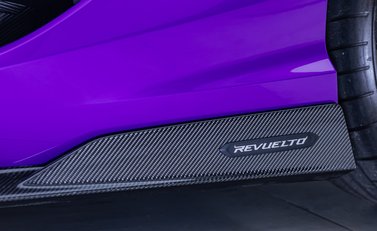 Lamborghini Revuelto 51
