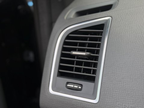 Volvo XC60 2.0 D4 R-Design Lux Nav Euro 6 (s/s) 5dr 67