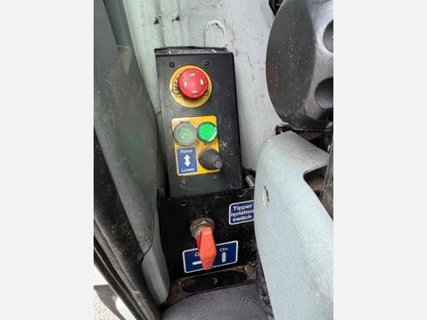 Ford Transit 350 MWB 22