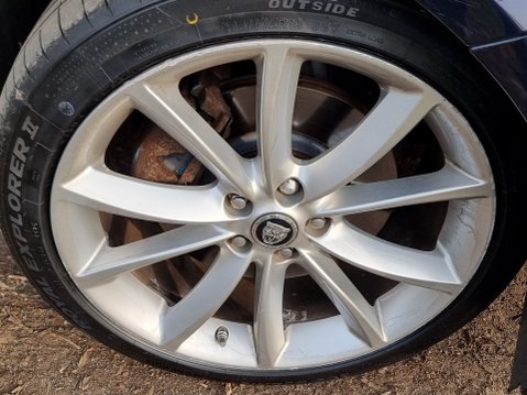 Jaguar XF D PORTFOLIO 15