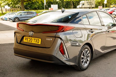 Toyota Prius EXCEL 8