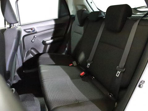 Suzuki Swift 1.0 Boosterjet SZ-T 5dr 34