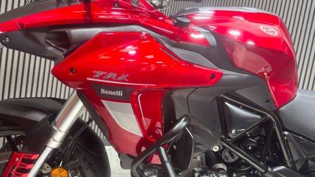 Benelli TRK 2020 ONLY 1K TOP BOX ADVENTURE BIKE 47BHP A2 READY 40