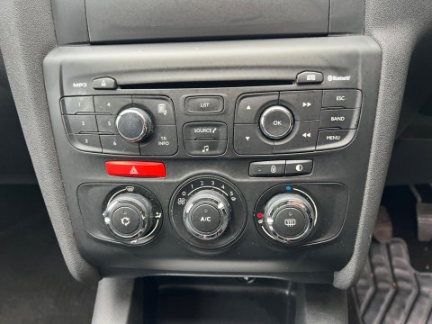 Citroen C4 VTR PLUS HDI 23