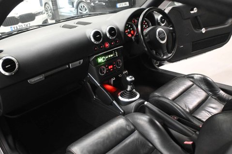 Audi TT 1.8 TT Quattro (225 bhp) 4WD 3dr 22