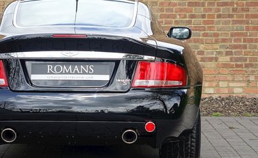 Aston Martin Vanquish S 12