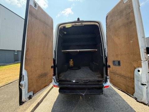 Mercedes-Benz Sprinter RACE VAN CAMPER VAN MOTORHOME 16