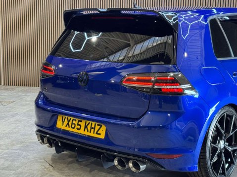 Volkswagen Golf 2.0 Golf R DSG 4WD 5dr 20